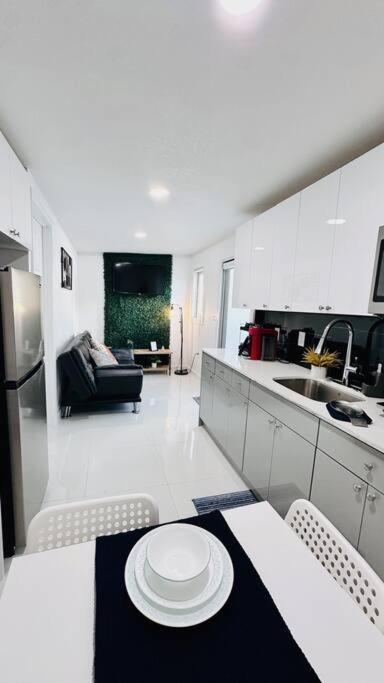 Ferienwohnung Conociendo Miami Hialeah Exterior foto