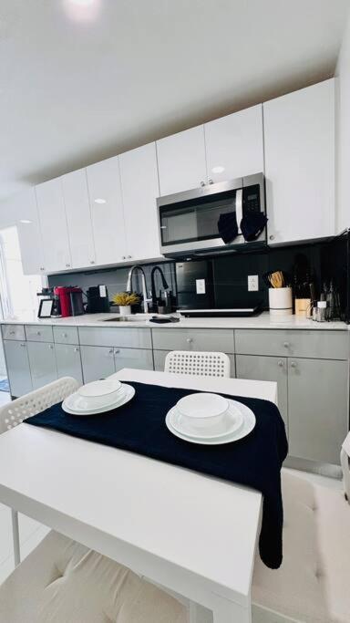 Ferienwohnung Conociendo Miami Hialeah Exterior foto