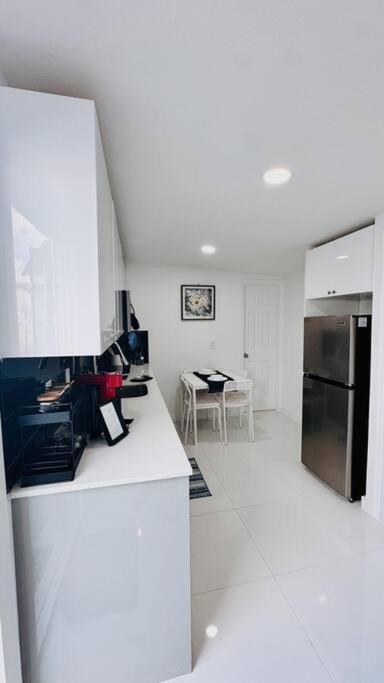 Ferienwohnung Conociendo Miami Hialeah Exterior foto